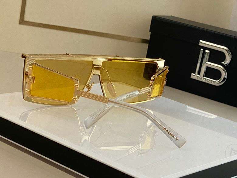 Picture of Balmain Sunglasses _SKUfw45023005fw